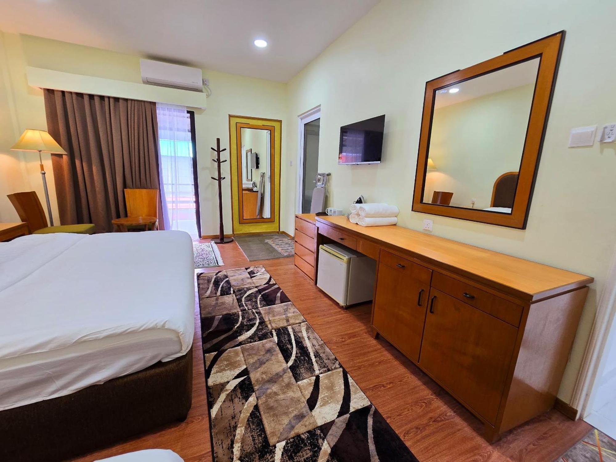 Grand Luxury Hotel Semporna Bagian luar foto