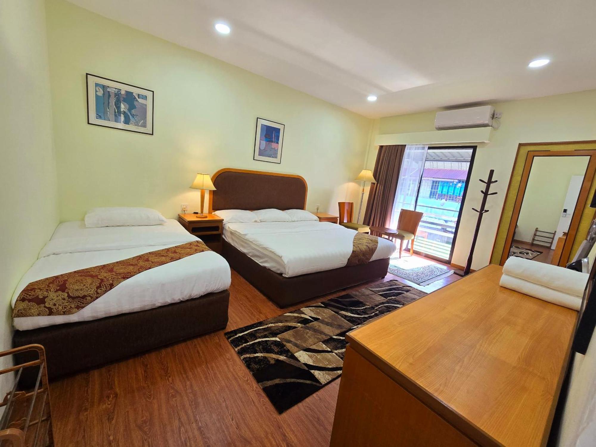 Grand Luxury Hotel Semporna Bagian luar foto